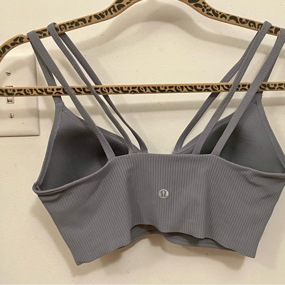 LULULEMON Strappy Like A Cloud longline ribbed b/c cup sports bra size 8 blue - Picture 2 of 3